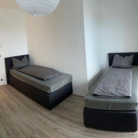 Max Appartements Нойбранденбург Екстериор снимка