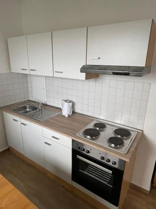 Max Appartements Нойбранденбург Екстериор снимка